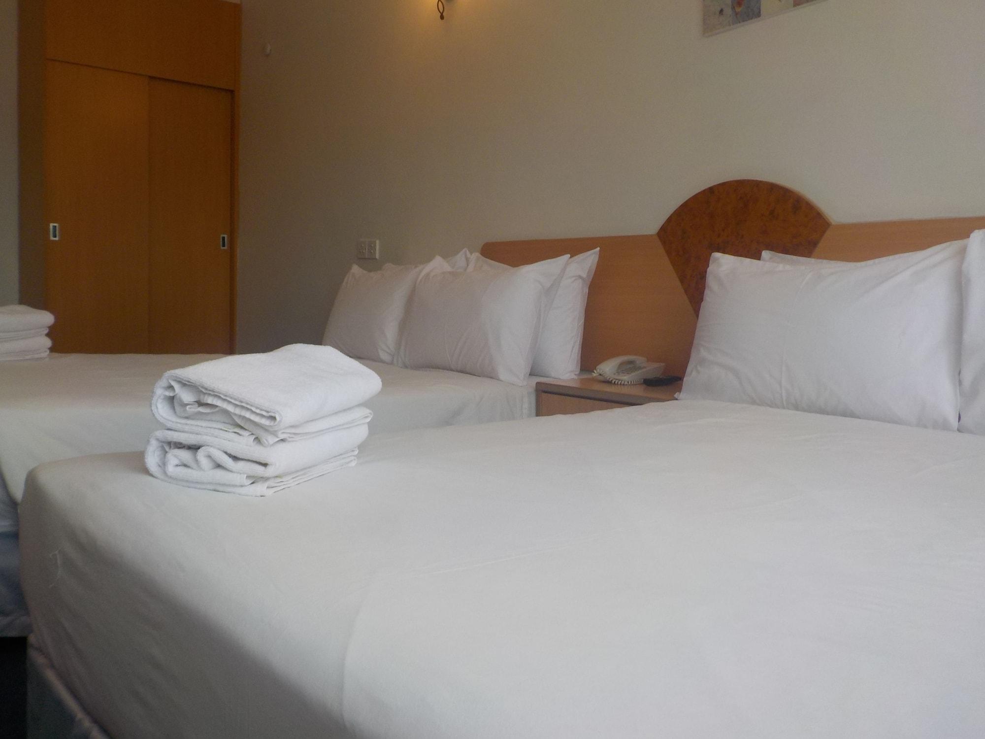Fair Park Hotel Ipoh Esterno foto