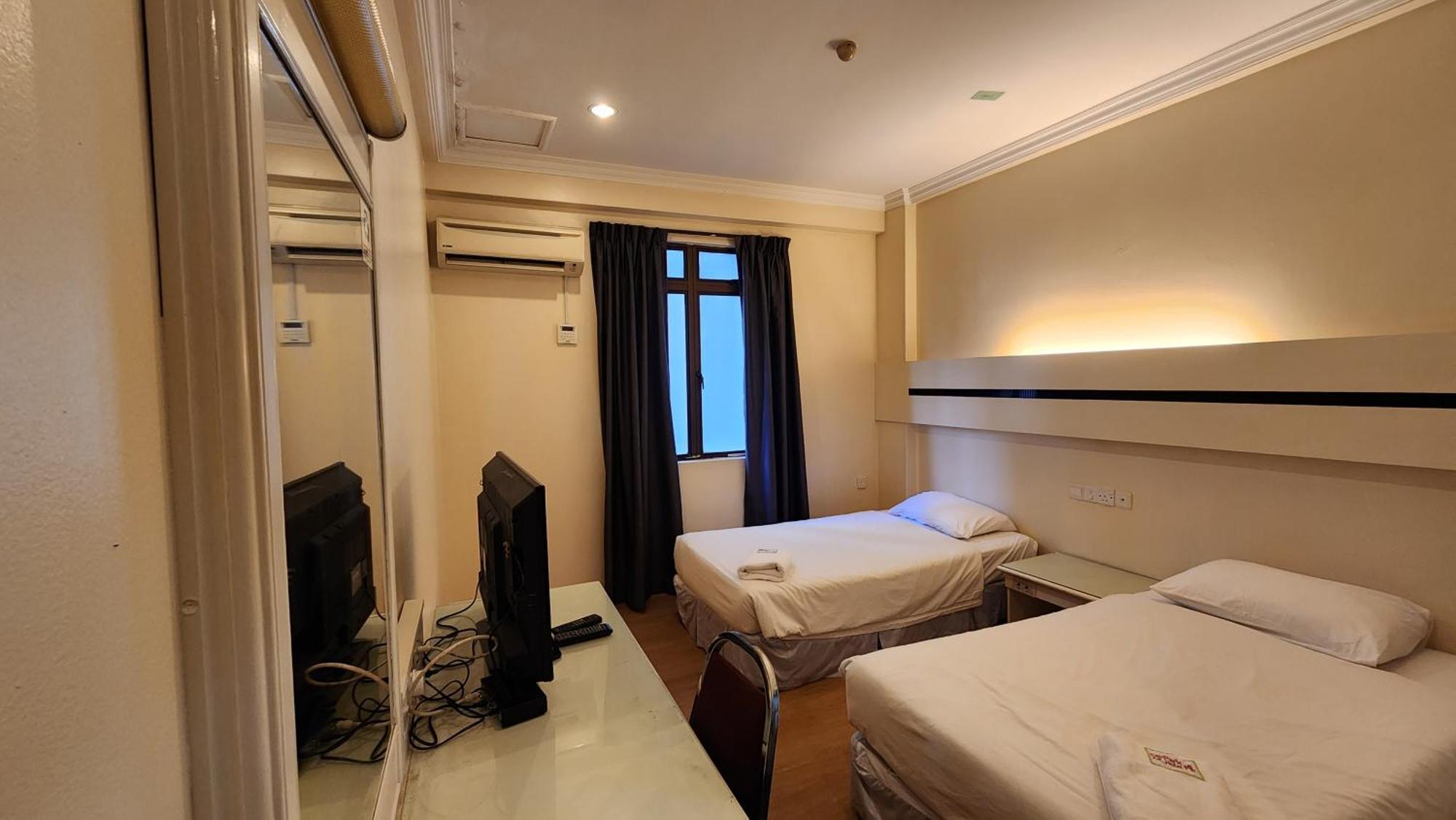 Fair Park Hotel Ipoh Esterno foto